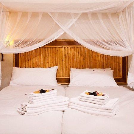 Отель Halali Camp Etosha Экстерьер фото
